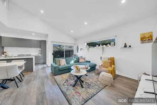 House For Sale , 14, Hillman Street, Melbourne, Victoria