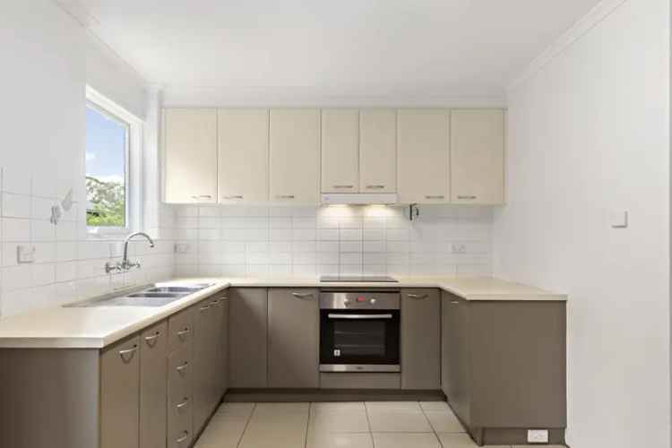 Apartment For Rent in District of Weston Creek, Australian Capital Territory