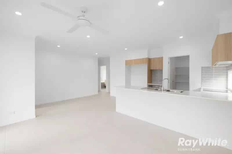 Buy Stylish Family Home in Park Ridge with Modern Features