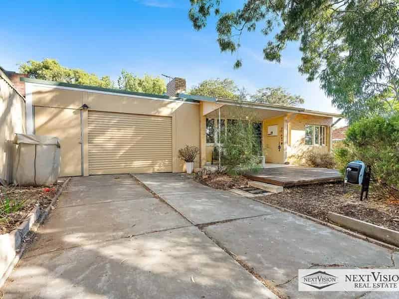 House For Sale , City of Cockburn, Western Australia