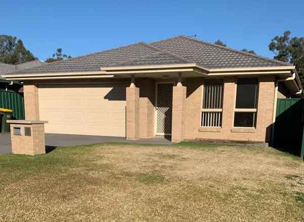 Spacious Family Home with En-suite and Double Garage