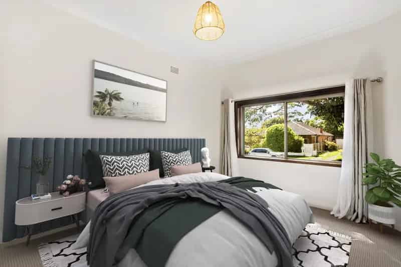 Lease Charming Cottage in Seaforth with Modern Features
