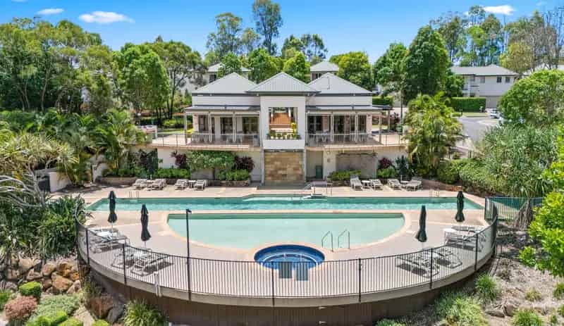 Buy House in Robina with Resort-Style Amenities and Spacious Living