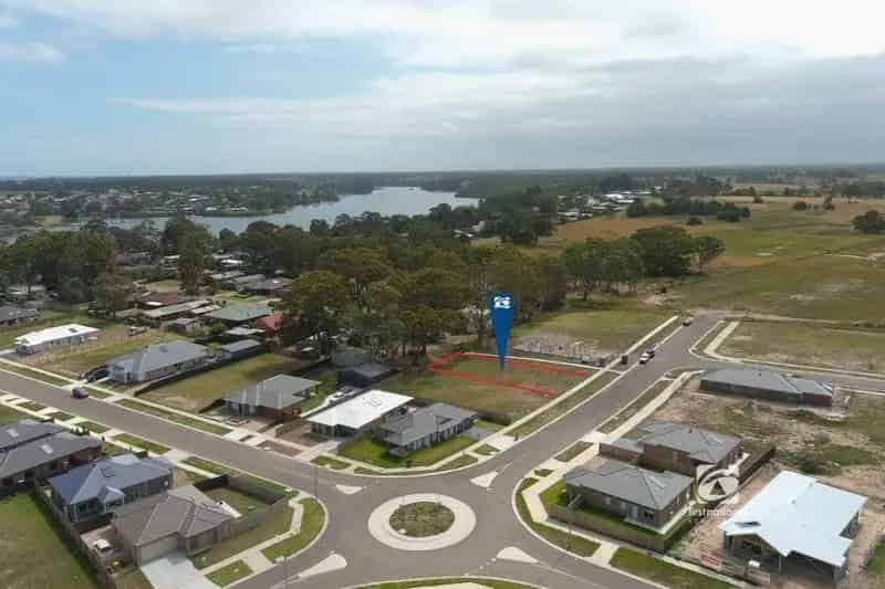 Build Your Dream Home in Paynesville Park - Nature and Amenities Await