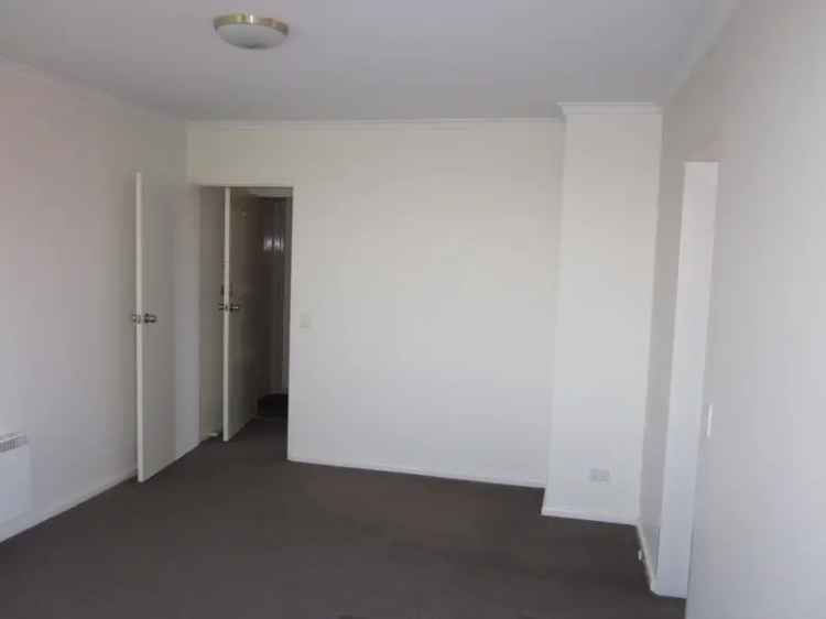 House For Sale in Melbourne, Victoria