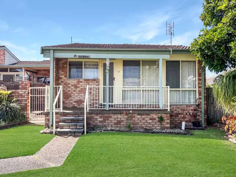 Two Bedroom Villa - Central Location!