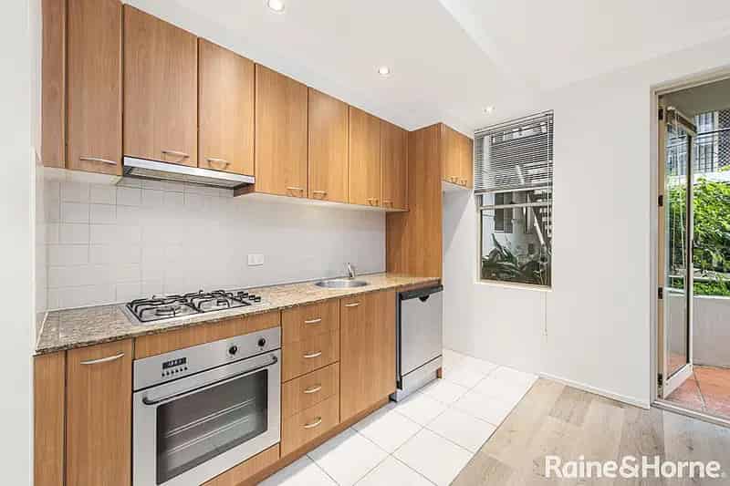 Real Estate For Lease - 11/13 Ernest Street - Crows Nest , NSW