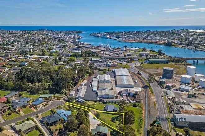 Land For Sale in Devonport, Tasmania