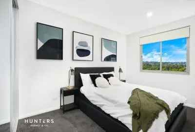 1 Bedroom Apartment in World Tower Sydney CBD Views