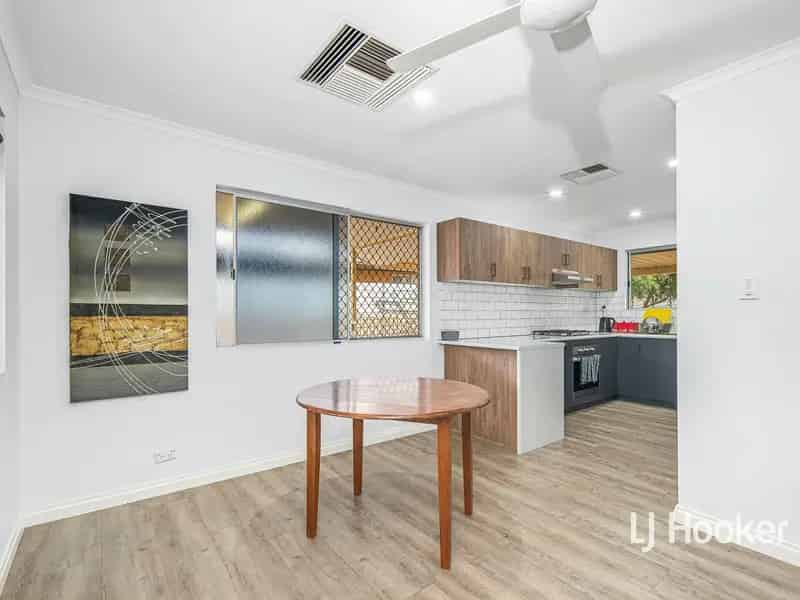 Buy Three Bedroom Home in Popular Court Location with Mountain Views