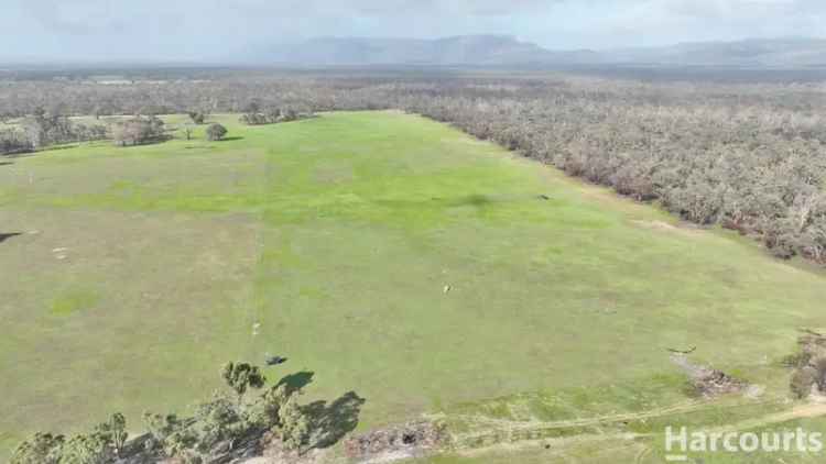 Rural For Sale in Shire of Northern Grampians, Victoria