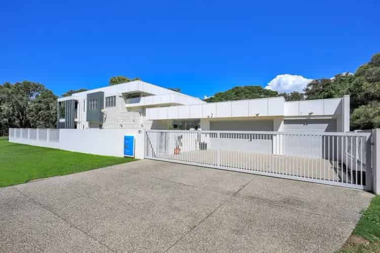 House For Sale , Elliott Heads, Queensland