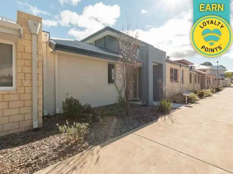 Modern 3x2 Townhouse Near Kwinana Town Centre