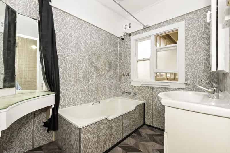 Real Estate For Lease - 8 Sherbrook Road - Hornsby , NSW