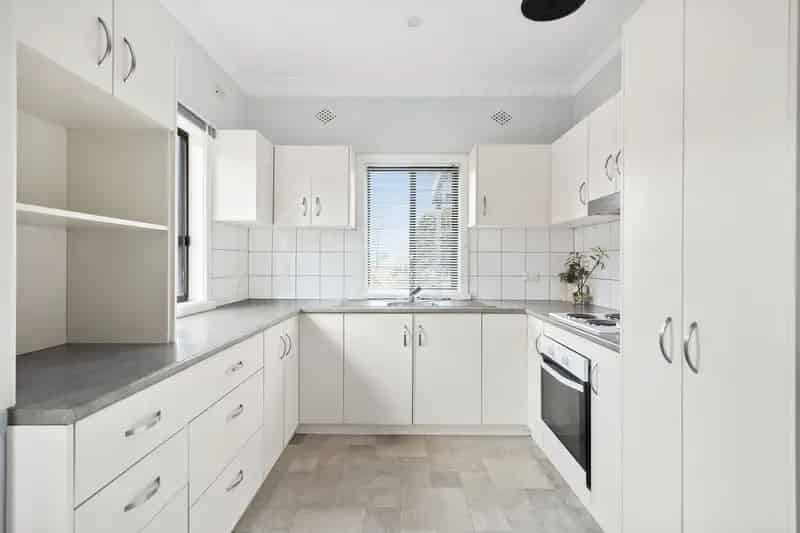 House For Lease - 52 Illawarra Street, Port Kembla NSW 2505