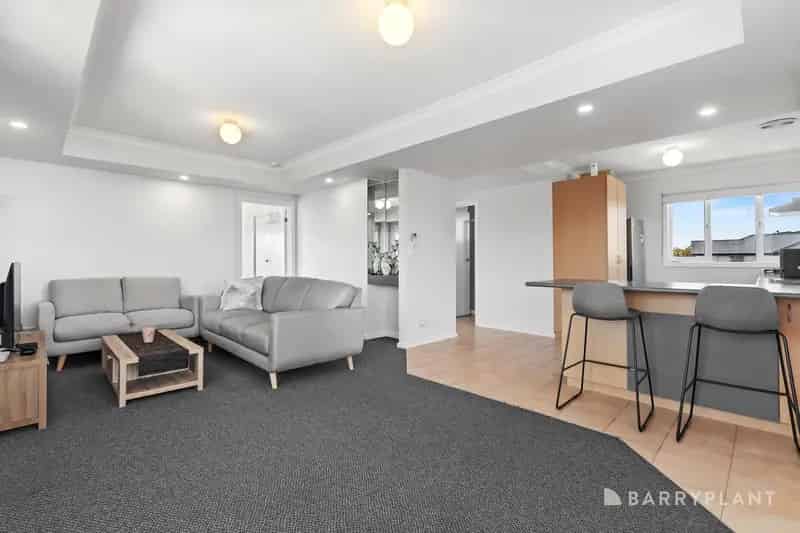 Effortless Living Only Steps To The Beach 