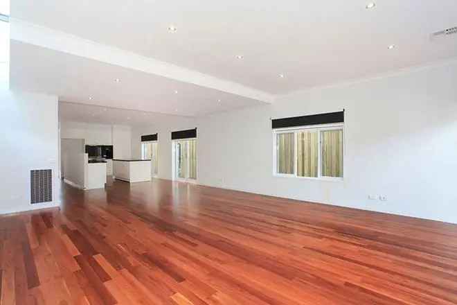 House For Rent , 4, Latrobe Street, Melbourne, Victoria