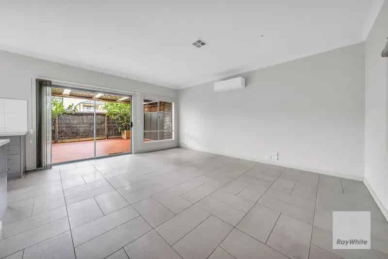 Low Maintenance Family Home!