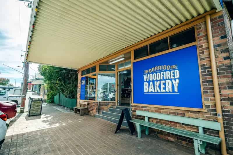 Buy commercial property and residence Dorrigo with bakery features