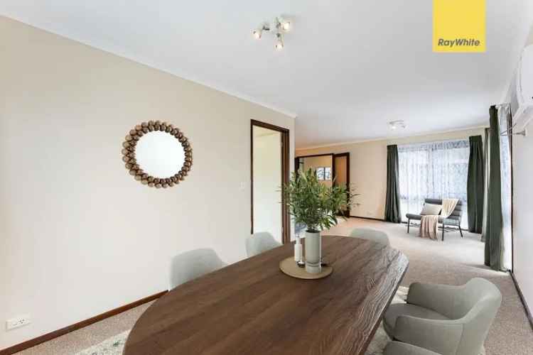 3 Bedroom 2 Bathroom House Melbourne Modern Renovated Home