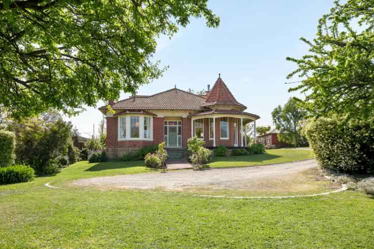 House For Sale in Hobart, Tasmania