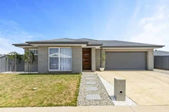 House For Rent , 27, Cavan Grove, Ballarat, Victoria