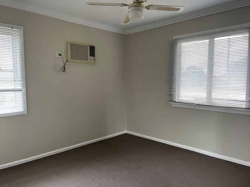 Real Estate For Lease - 13 Burns Road - Campbelltown , NSW