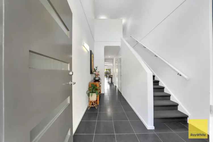 Stylish & Modern Living in the Heart of Tarneit!