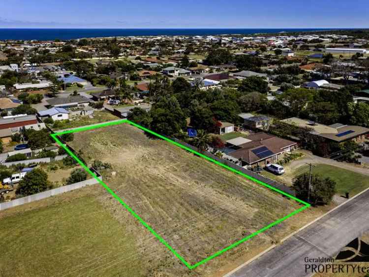 Land For Sale in Geraldton, Western Australia