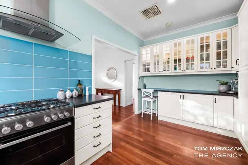 House For Sale - 11a Donaldson Street, Queens Park WA 6107