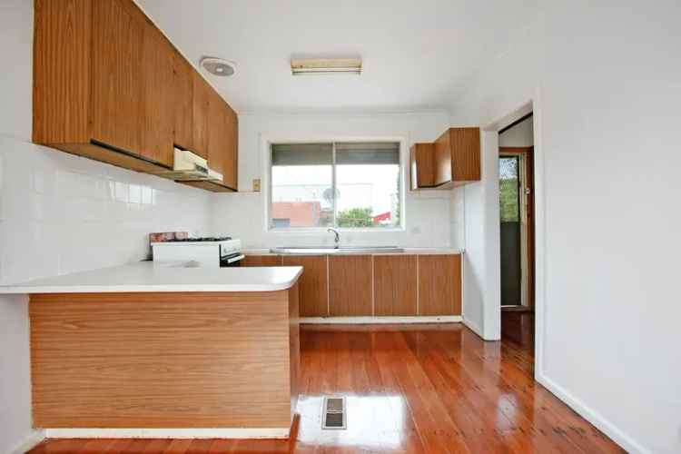 Spacious Living on a Premium 718sqm Block