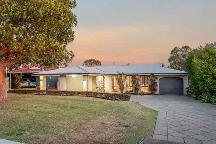 House For Sale in City of Melville, Western Australia