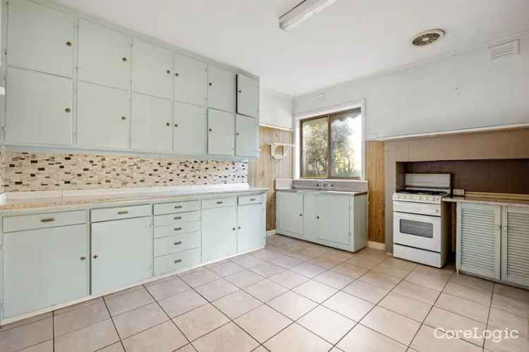 House For Sale in Melbourne, Victoria