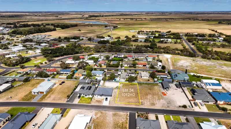 Buy Land in Montrose Estate with Easy Access to Kingston Foreshore