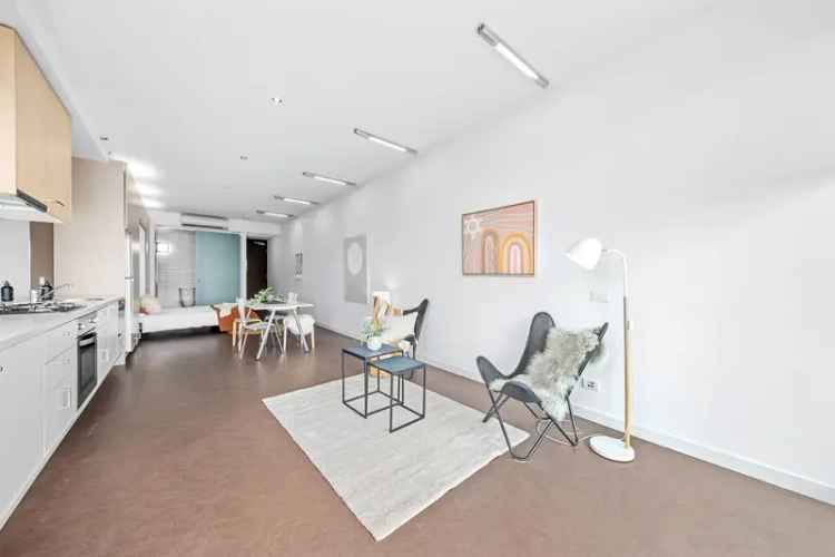 3 rooms apartment of 172 m² in Melbourne