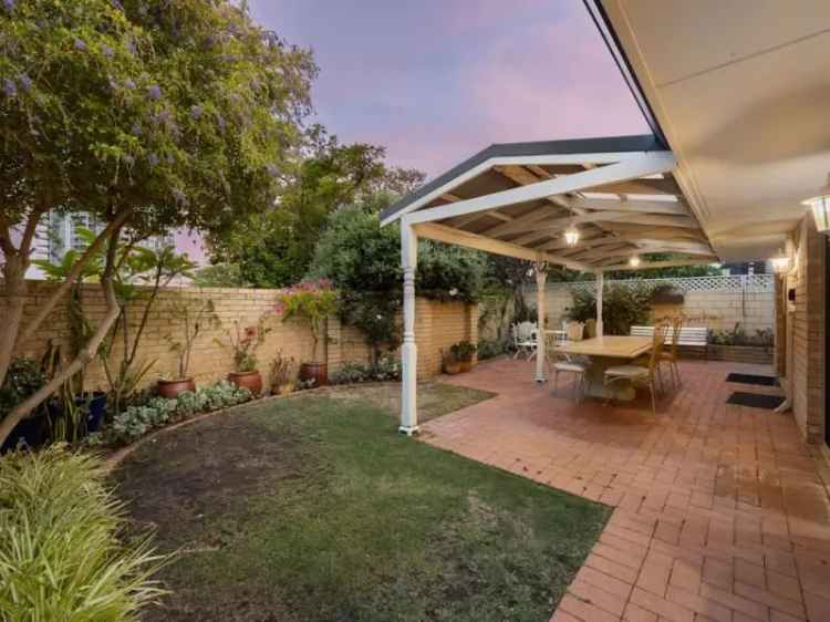 House For Sale in City of Melville, Western Australia