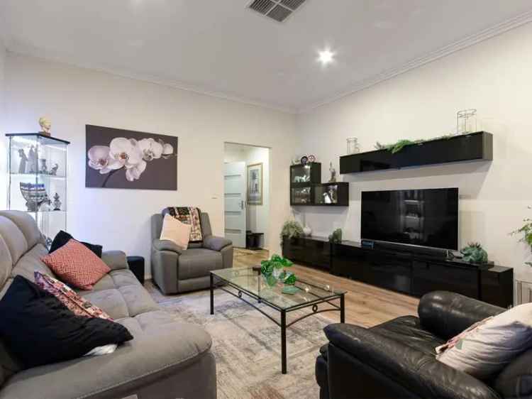 House For Sale in Rockingham, Western Australia