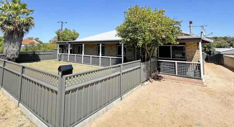 House For Sale in Shire Of Esperance, Western Australia