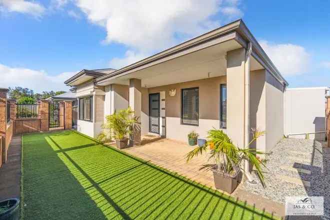 House For Sale in City of Swan, Western Australia