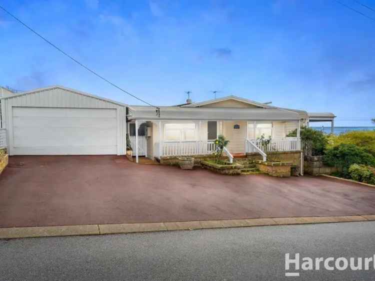 House For Sale in City of Mandurah, Western Australia