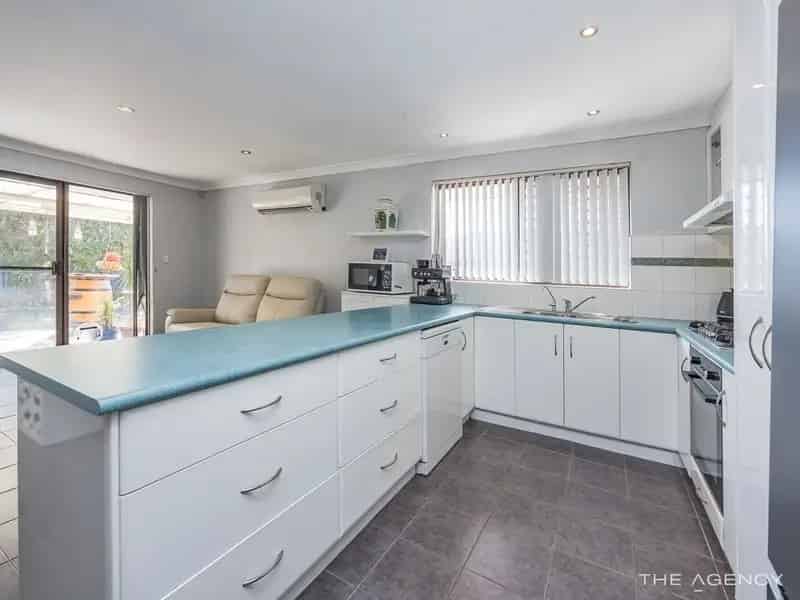 House For Sale - 18 Deyoung Road, Craigie WA 6025