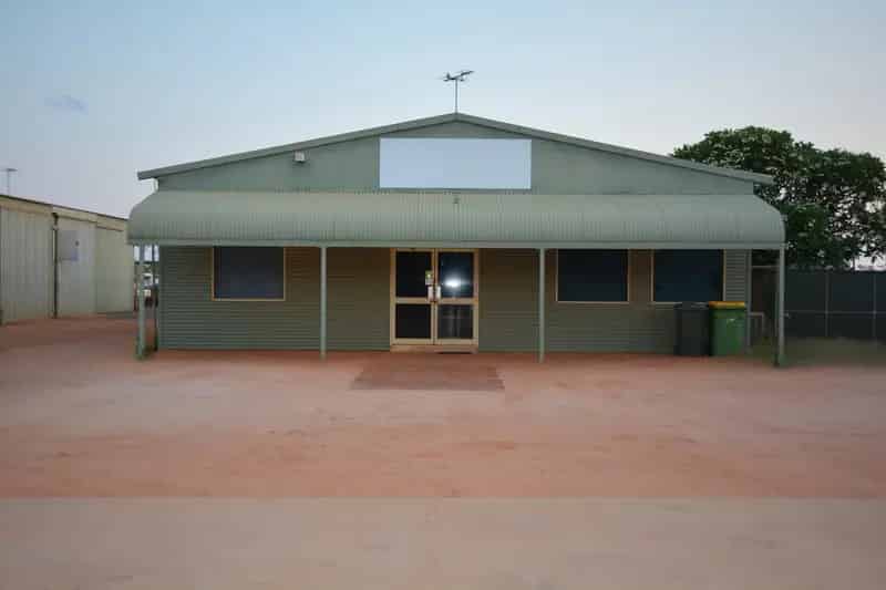 Great property in central LIA