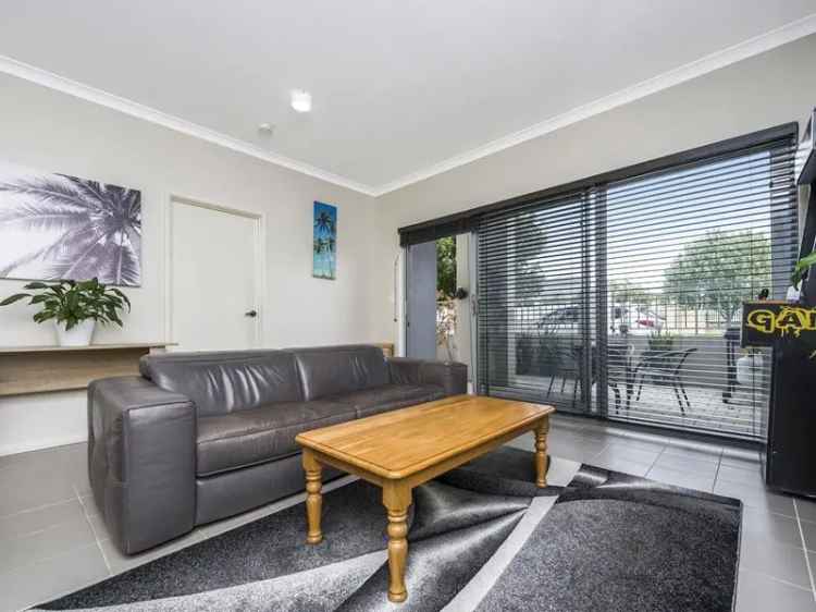 Gated Apartment Near Ellenbrook Station  2 Bed 2 Bath