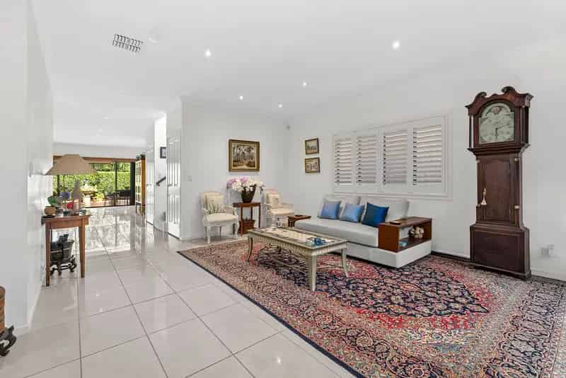 Family Living in Prime Clayfield Location!