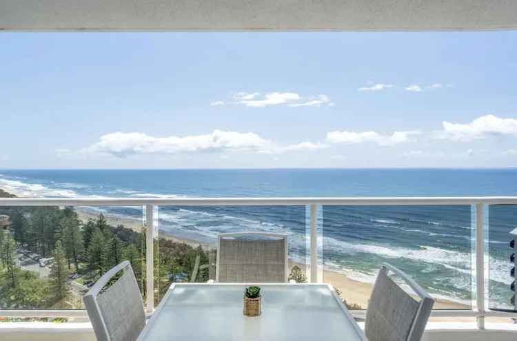 3 Bedroom Ocean View Apartment Main Beach Gold Coast