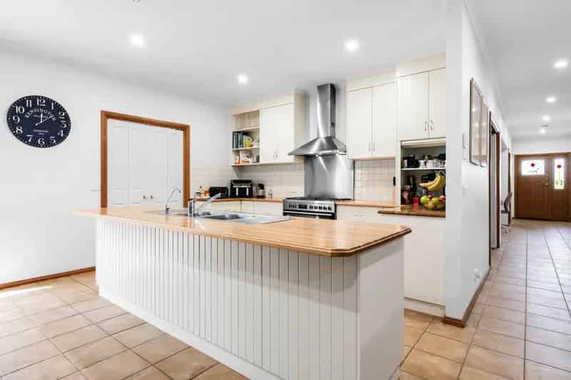 Exceptional family home for sale with four bedrooms and study area