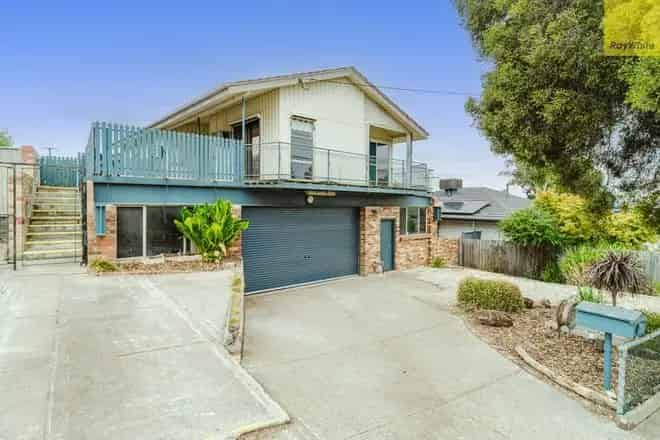 House For Sale , 16, Lyle Street, Bacchus Marsh, Victoria