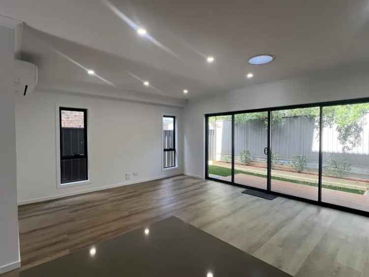 House For Rent in Melbourne, Victoria