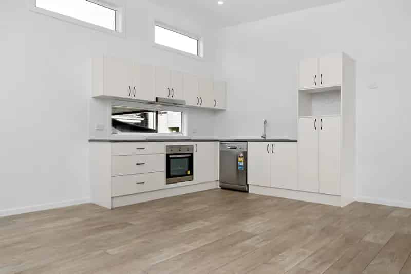 Real Estate For Lease - 8 Gimbert Street - Cardiff South , NSW