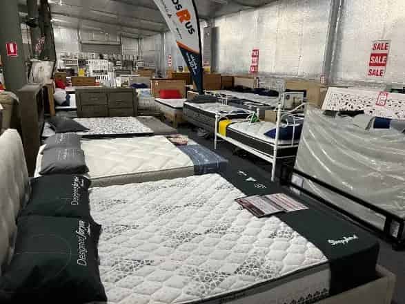 Buy Warehouse Retailer in Central Victoria with Excellent Revenue Stream